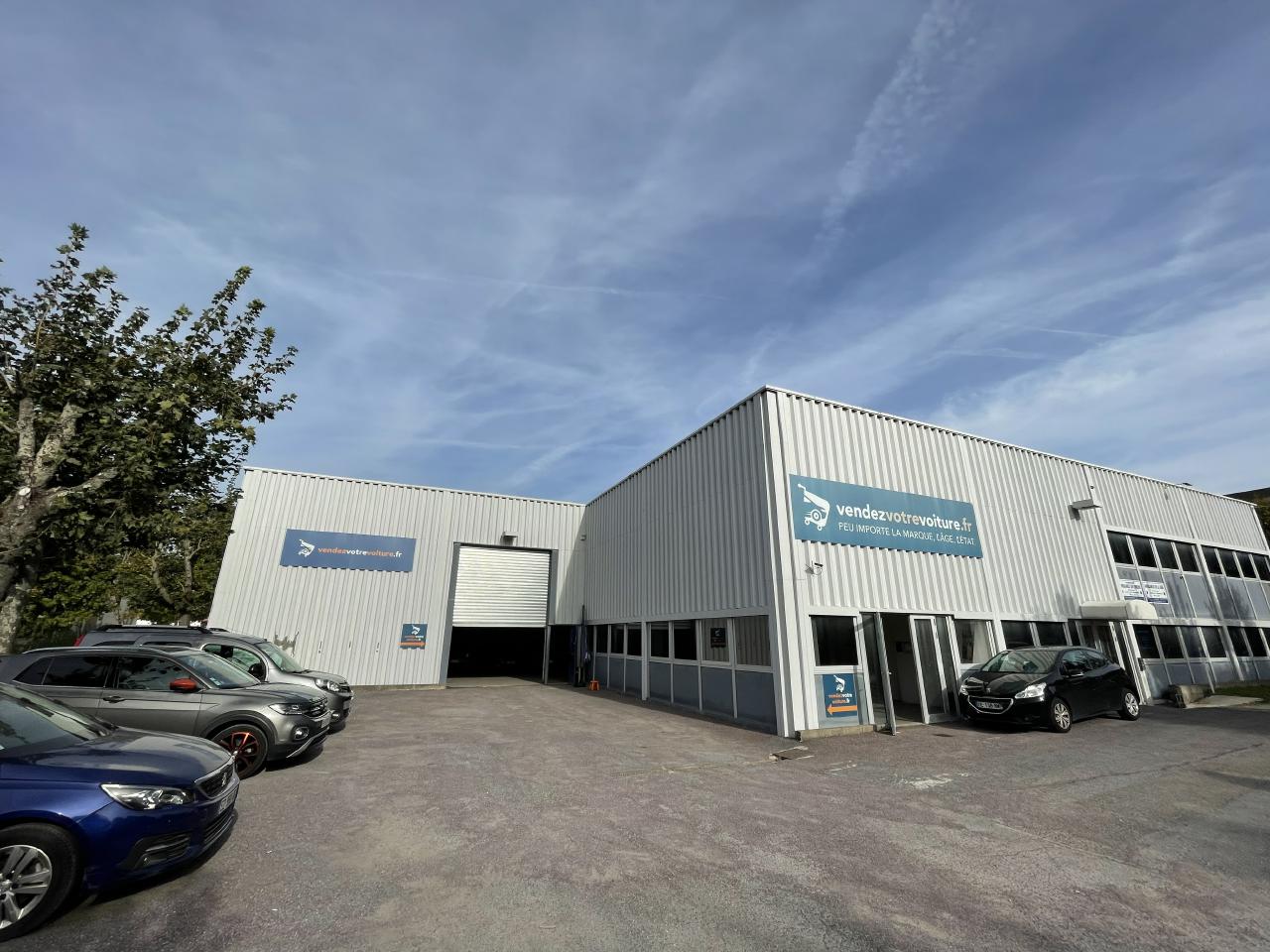 Local d'activité Montigny-le-Bretonneux 553m² Location local d'activité Montigny-le-Bretonneux Yvelines OLACT2316364 1